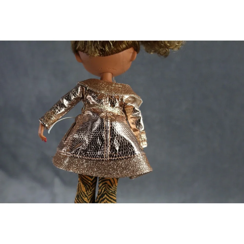 LOL Surprise Fashion‎ Doll Curly Blonde Hair Gold Jacket Tiger Pants MGA Toy